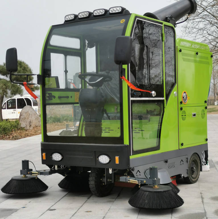 四川道路清洁广泛应用电动环卫清扫车