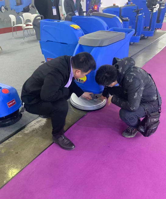 四川小型电动洗地机是否适合用于环卫保洁