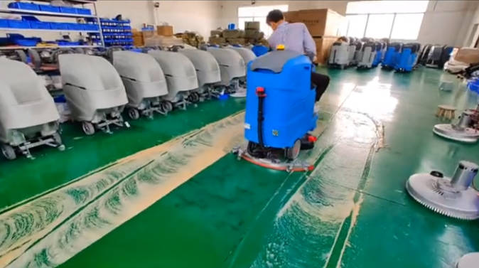 四川2023年还在用人工的物业保洁不妨试试洗地机吧